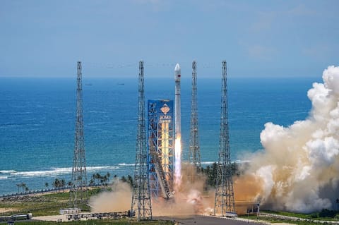 我国成功发射卫星互联网低轨24组卫星