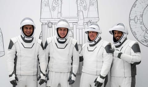 Crew-6 suited up