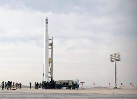Qased on the pad (Noor)