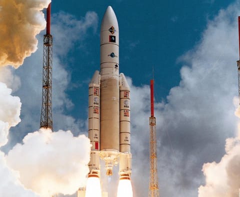Ariane 5 G launching V112