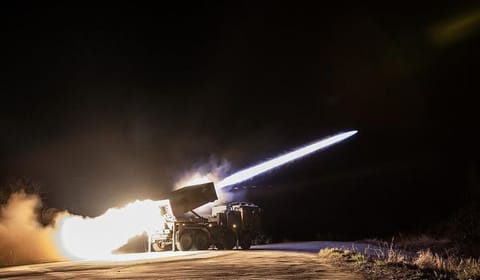 This file photo, provided by the Army, shows the Chunmoo multiple launch rocket system firing a 130 millimeter rocket during live-firing drills in Goseong, Gangwon Province, April 18, 2025. Yonhap