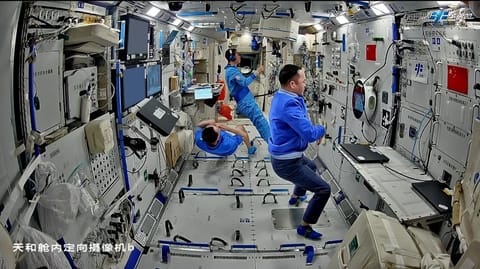 航天器与探测器