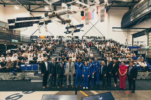 Artemis II astronauts visit the ESA workforce at ESTEC in the Netherlands.