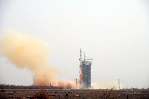 CZ-2d liftoff (Yunhai-2 Group 2 )