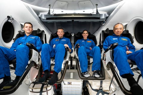 Crew-7 in dragon