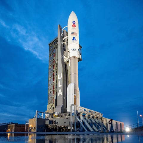 Atlas V 541 on the pad (Mars 2020/Perseverance rover & Ingenuity helicopter)