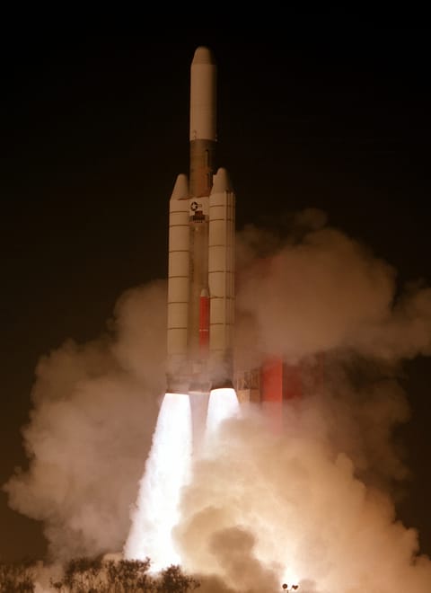 Two military communications satellites, a DSCS-II and a DSCS-III, are launched aboard a Titan 34D/IUS launch vehicle at Space Launch Complex 40.
