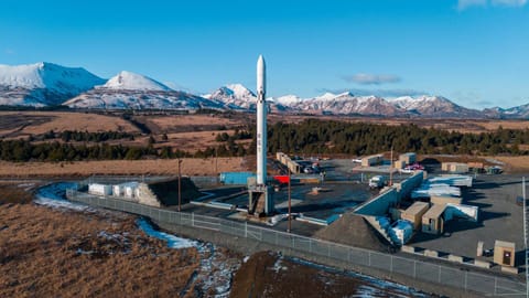 RS1 on the pad (Flight 2)