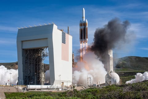 Delta IV Heavy liftoff from SLC-6 (NROL-71)