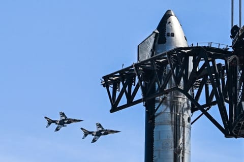 Starship Flight 14: FCC Filing Confirms First Orbital Profile, FAA Approval Remains
